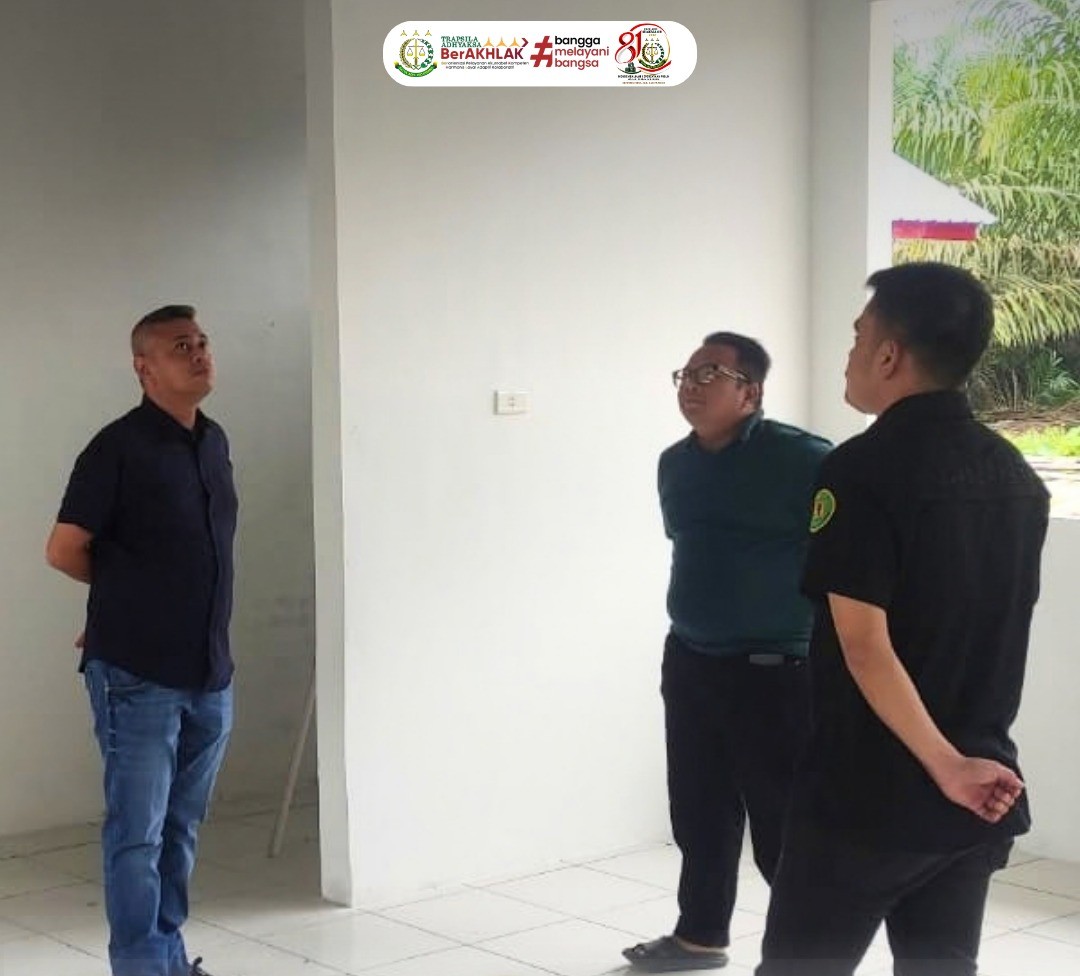 Kejari Labusel Laksanakan Peninjauan Lapangan Pendampingan Hukum Revitalisasi Sekolah