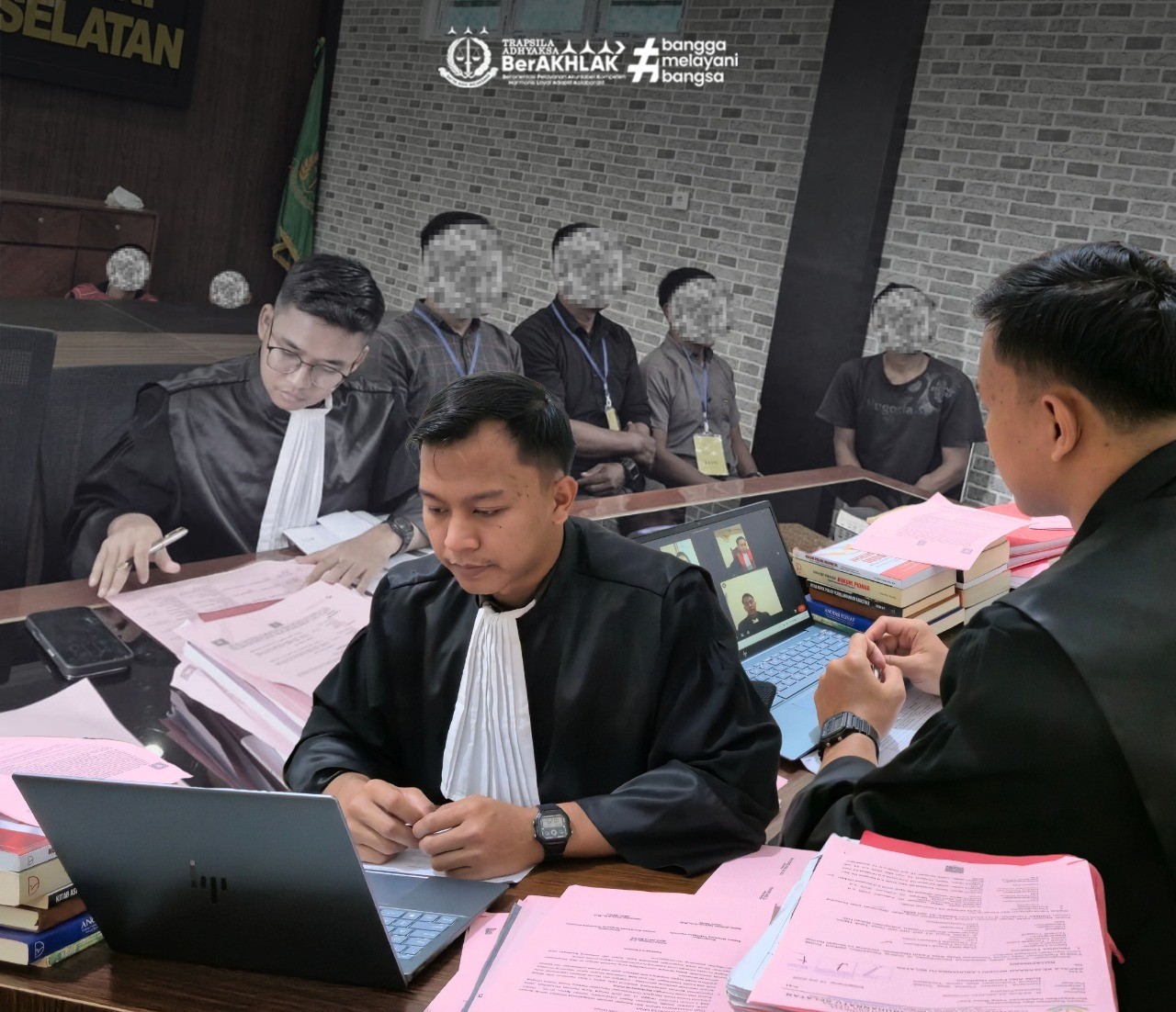 Sidang Tindak Pidana Umum pada Kejaksaan Negeri Labuhanbatu Selatan secara daring (online)